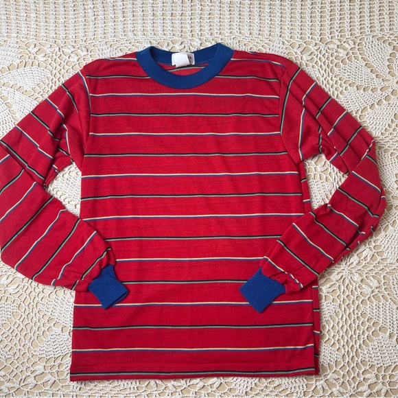 Vintage Silvil Youth 18 Red Striped Long Sleeve Crewneck Single Stitch Shirt - Picture 1 of 3